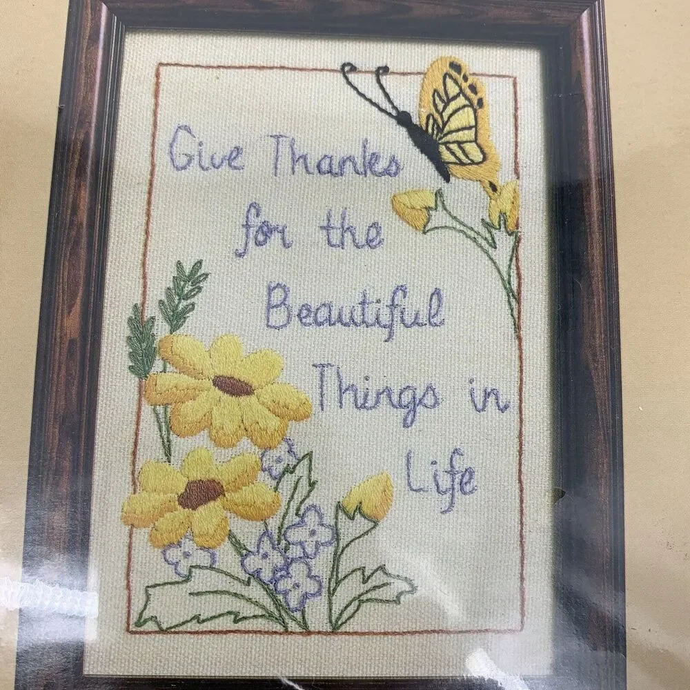 Vintage Wonder Art Beautiful Things 5203 Needlecraft stitchery Picture butterfly